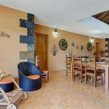 Susi Villa